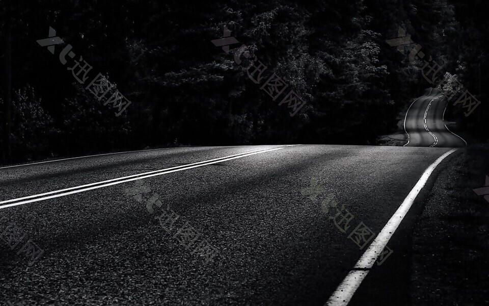 夜晚黑色道路背景