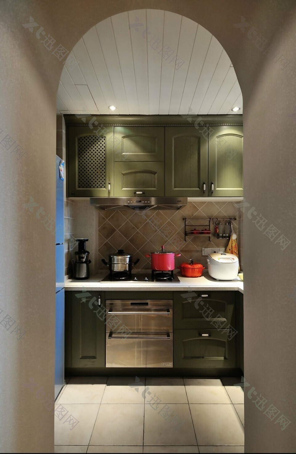 高端大气时尚厨房橱柜灶台装修效果图