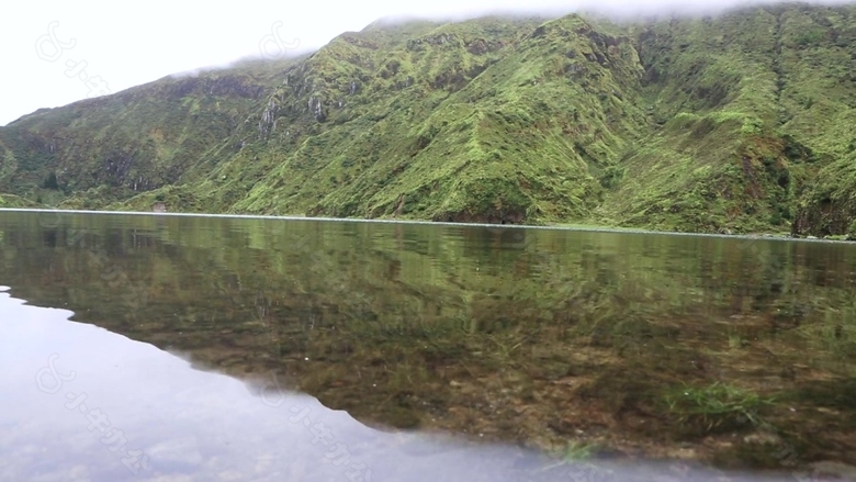 水面倒影风景视频