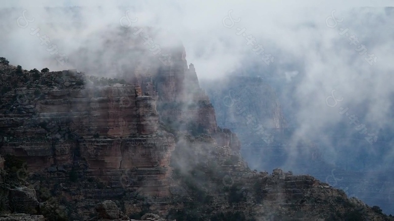 烟雾袅绕自然风景视频