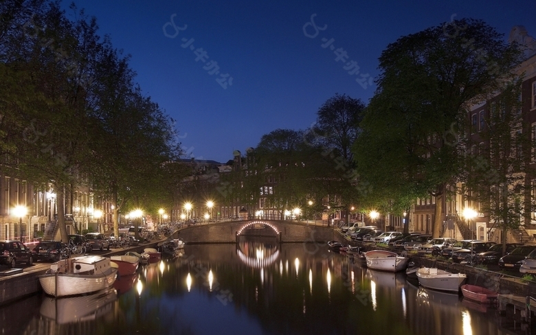 小城河水灯光夜景